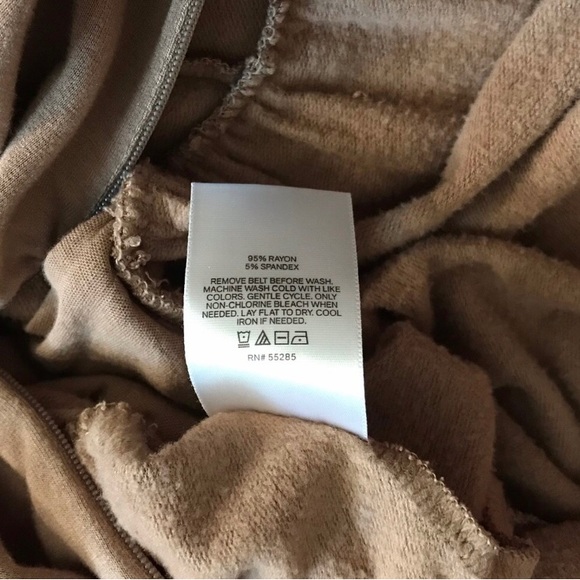 Express Shimmering Soft Ginger Cozy Jumpsuit XL NWOT - Picture 6 of 7